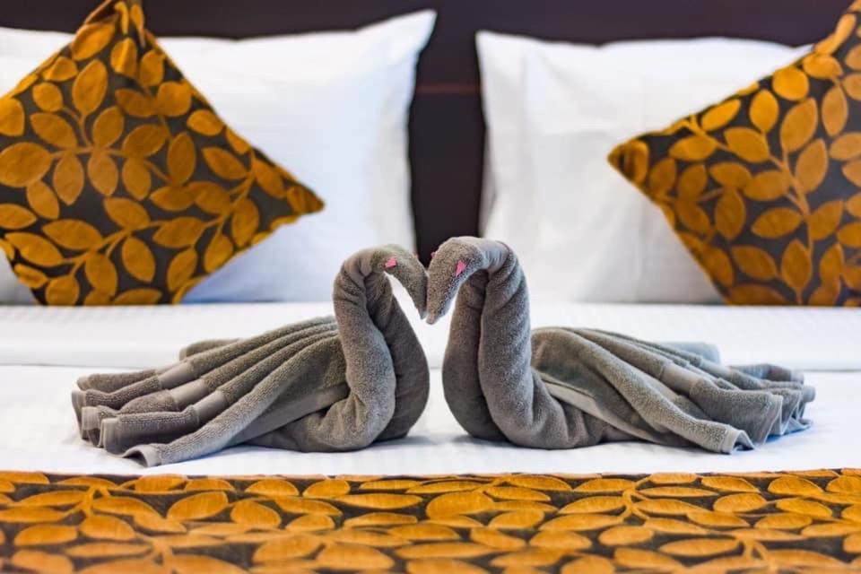 Bony'S Holiday Inn Negombo Esterno foto