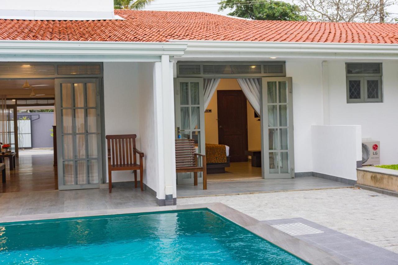 Bony'S Holiday Inn Negombo Esterno foto